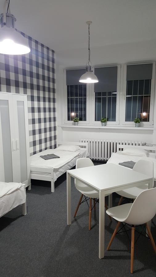 Sawa Hostel Varsó Kültér fotó