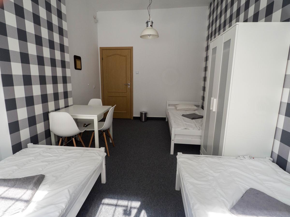 Sawa Hostel Varsó Kültér fotó