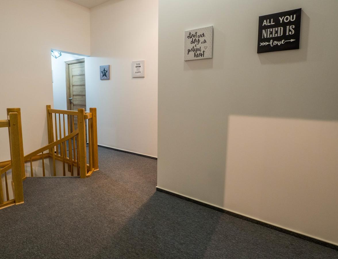 Sawa Hostel Varsó Kültér fotó