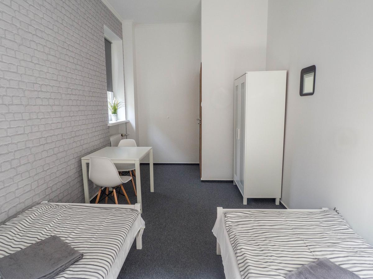 Sawa Hostel Varsó Kültér fotó
