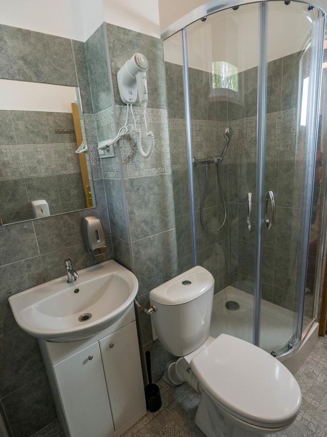 Sawa Hostel Varsó Kültér fotó