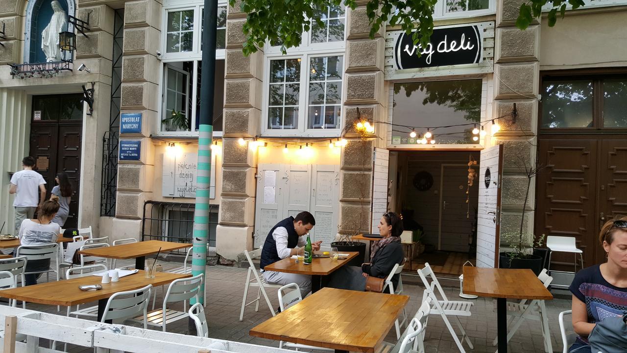 Sawa Hostel Varsó Kültér fotó